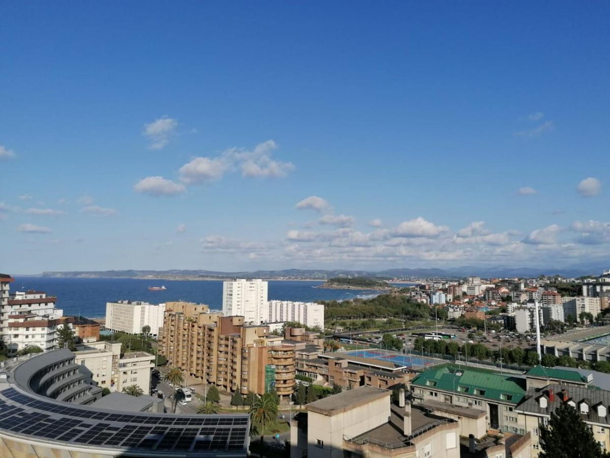 El Balcon De Charles Apartment Santander Bagian luar foto