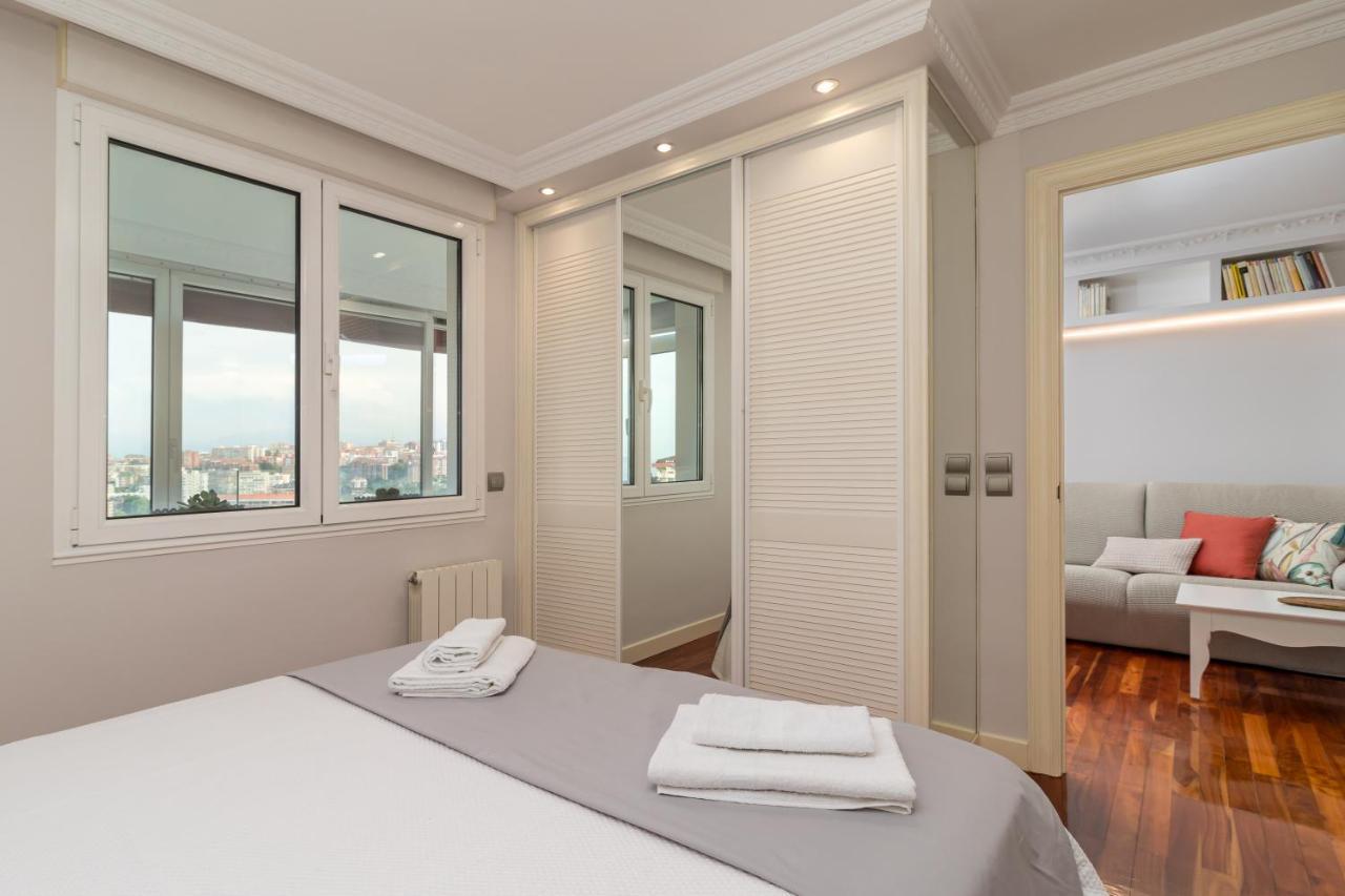 El Balcon De Charles Apartment Santander Bagian luar foto