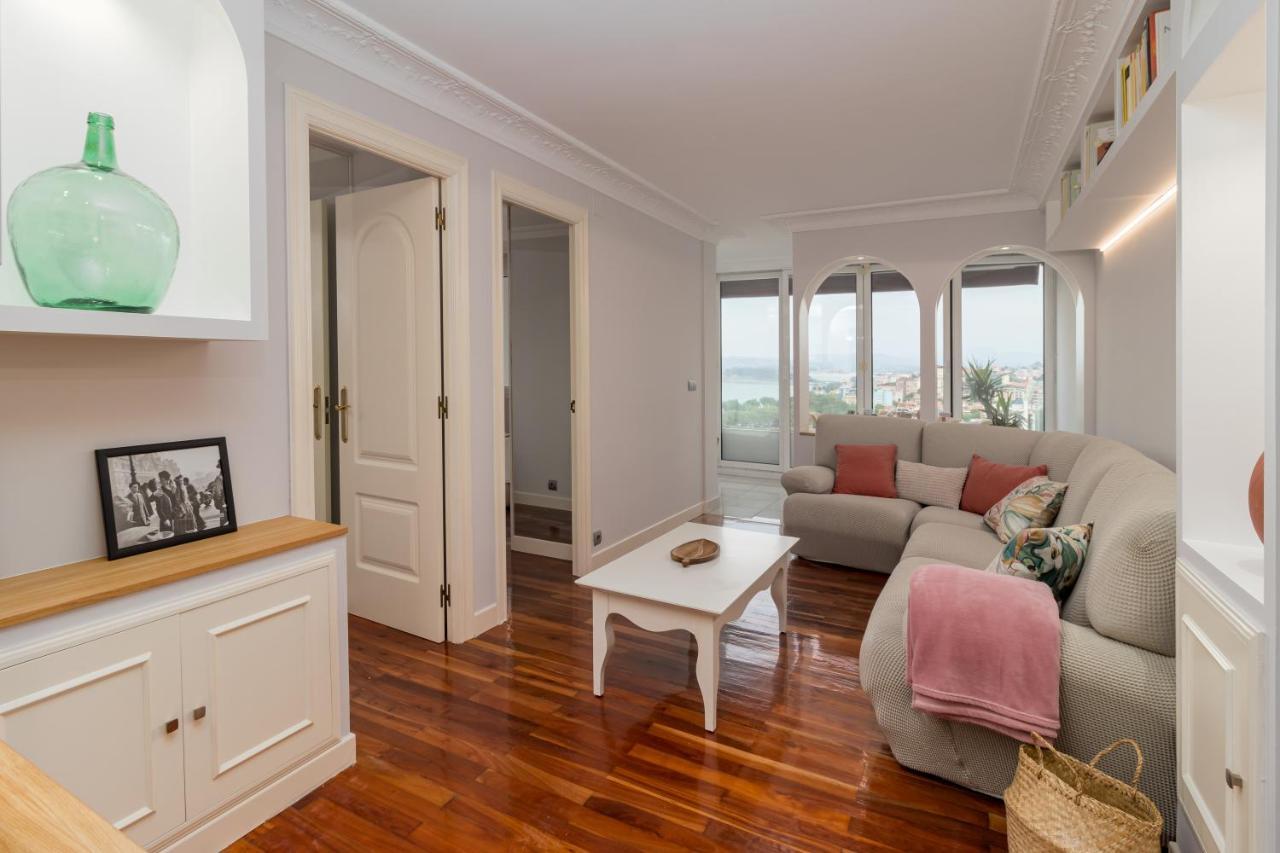 El Balcon De Charles Apartment Santander Bagian luar foto