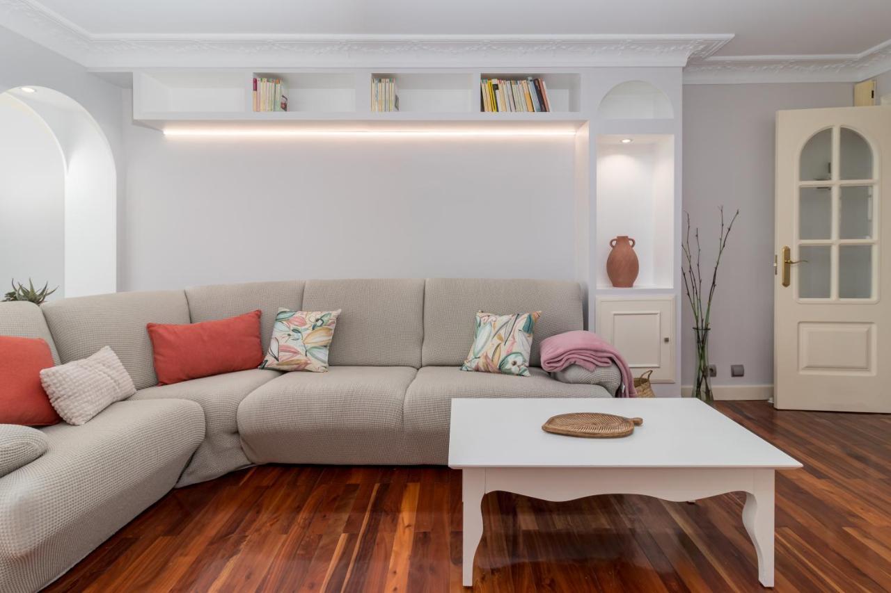 El Balcon De Charles Apartment Santander Bagian luar foto