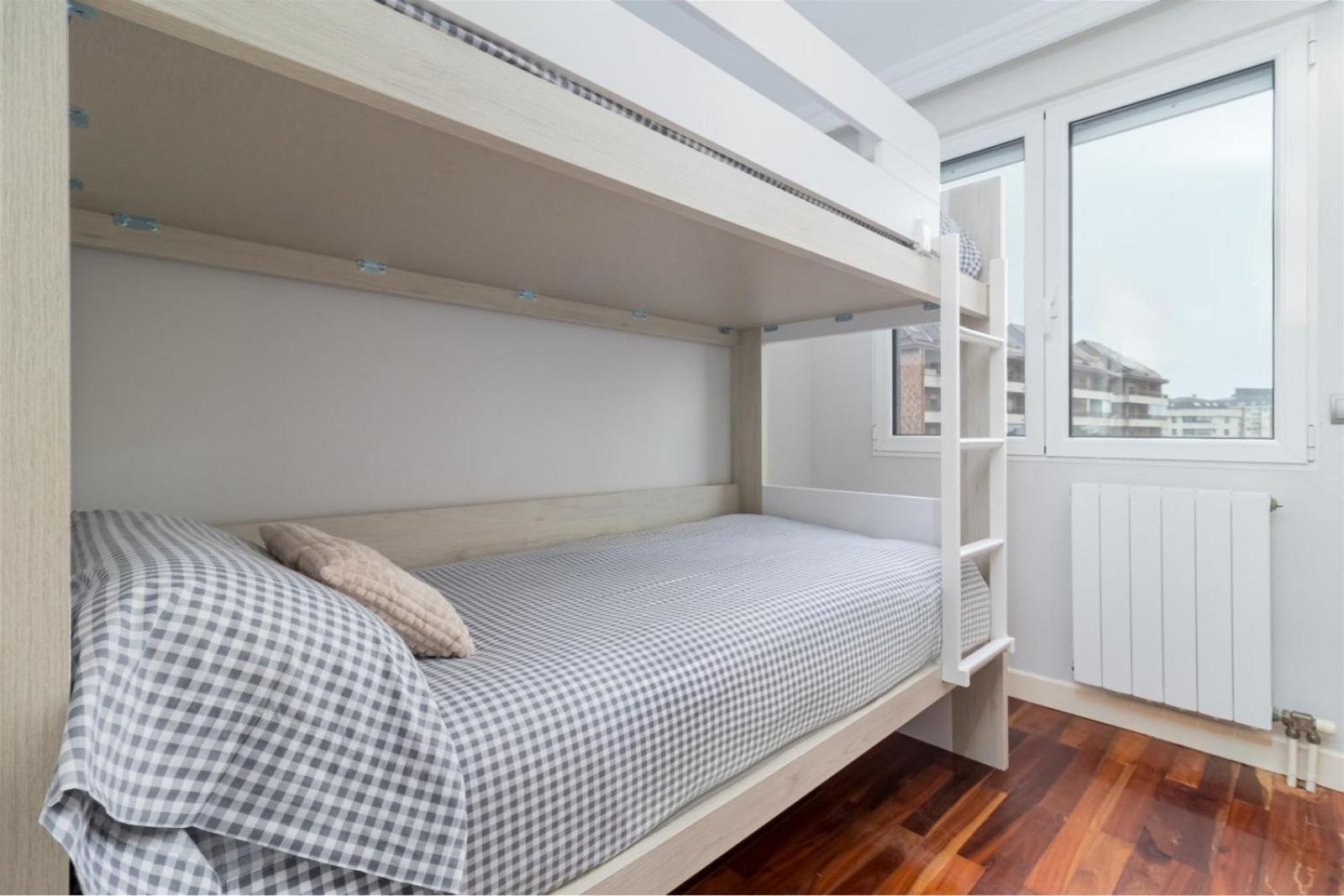 El Balcon De Charles Apartment Santander Bagian luar foto